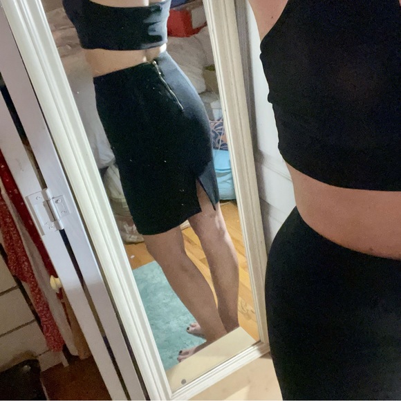 H&M | Black Pencil Skirt - Picture 6 of 7